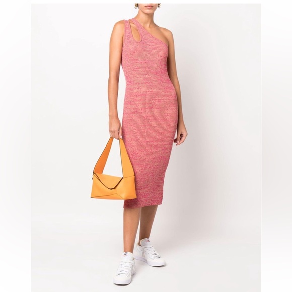 REMAIN gorgeous dress - Picture 1 of 4